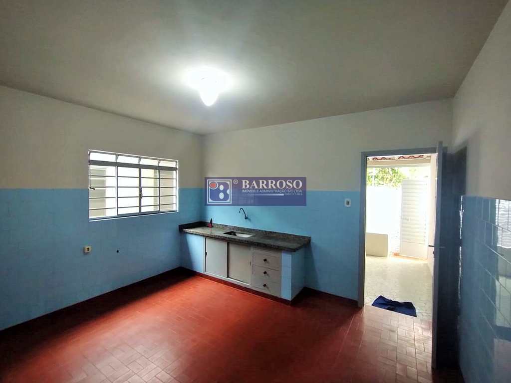 Casa em Serra Negra, no bairro Palmeiras