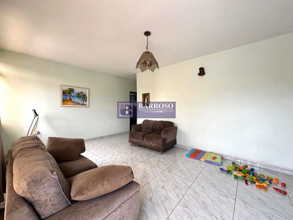 Casa em Serra Negra, no bairro Centro