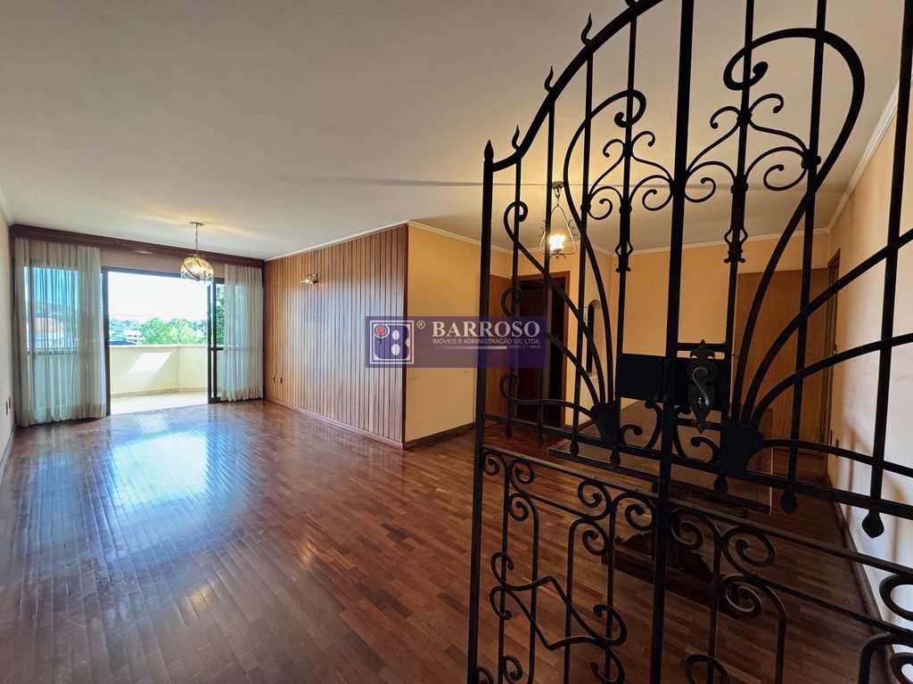 Apartamento em Serra Negra, no bairro Centro
