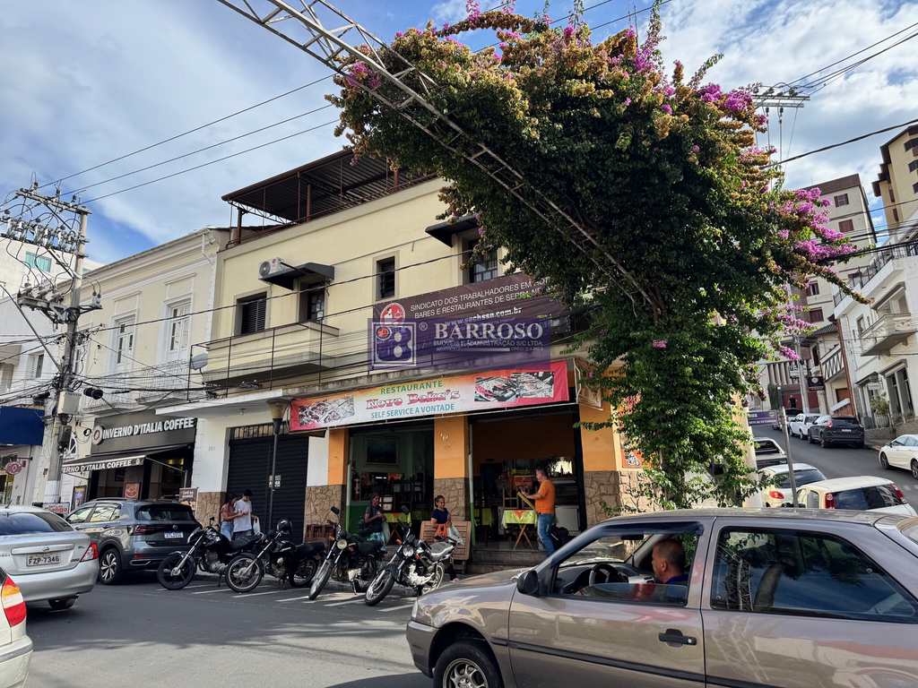 Prédio Comercial em Serra Negra, no bairro Centro