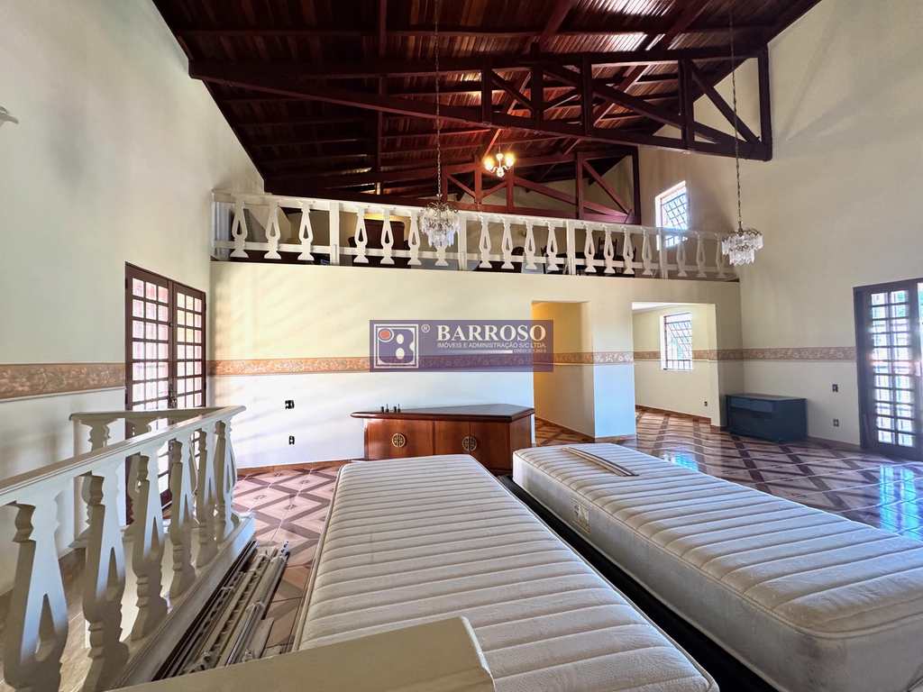 Casa em Serra Negra, no bairro Jardim Yara