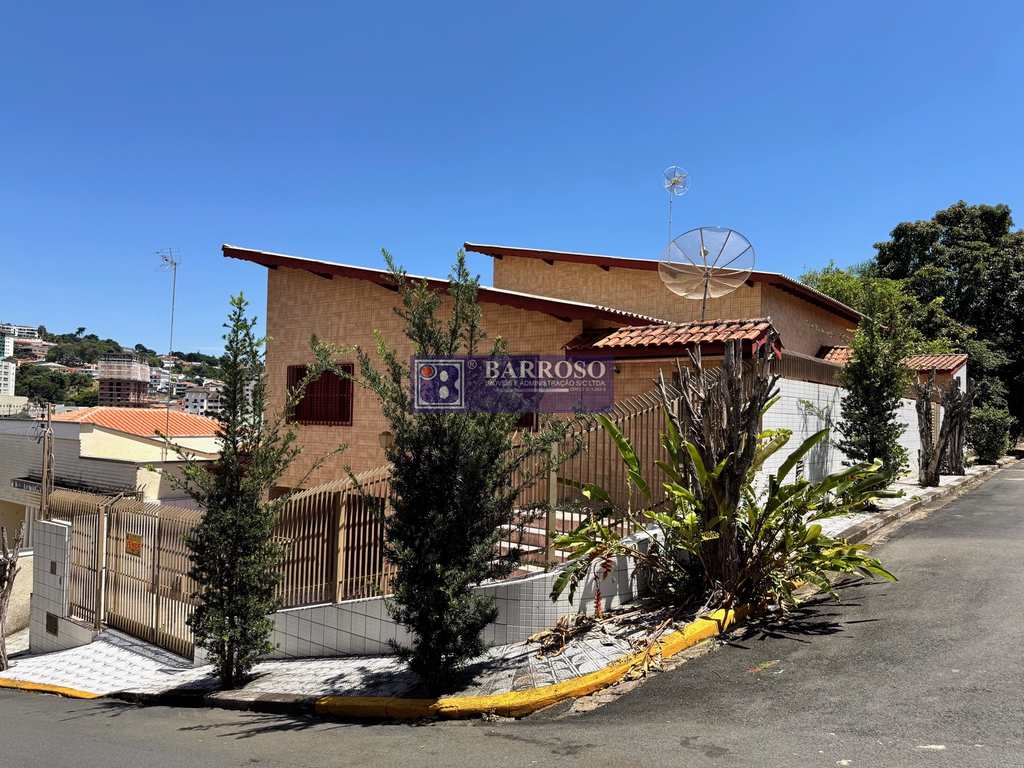Casa em Serra Negra, no bairro Jardim Yara