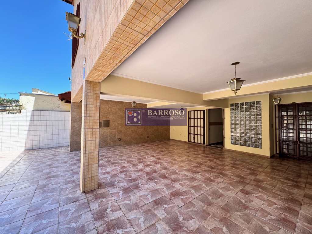 Casa em Serra Negra, no bairro Jardim Yara
