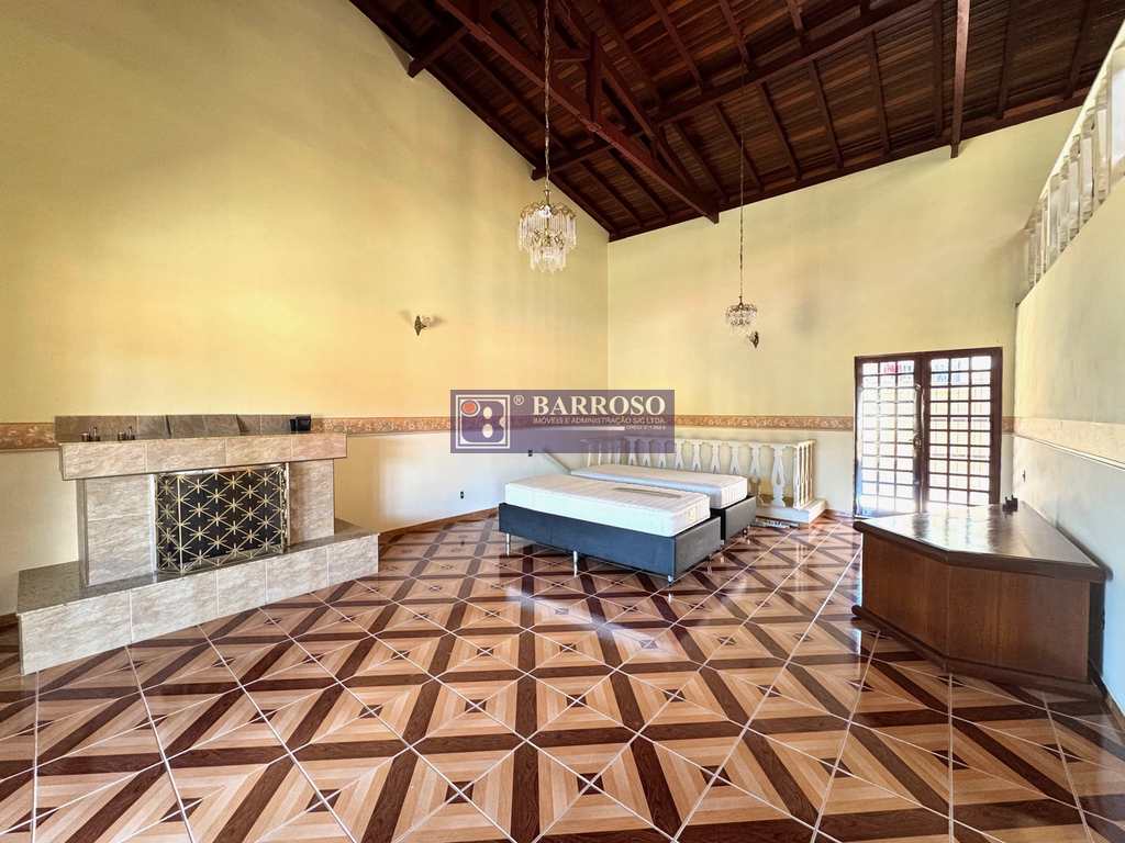 Casa em Serra Negra, no bairro Jardim Yara