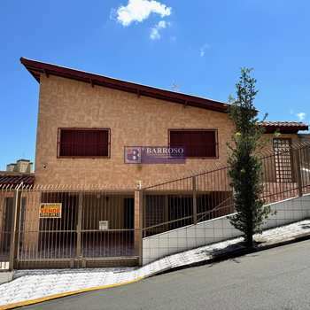 Casa em Serra Negra, bairro Jardim Yara