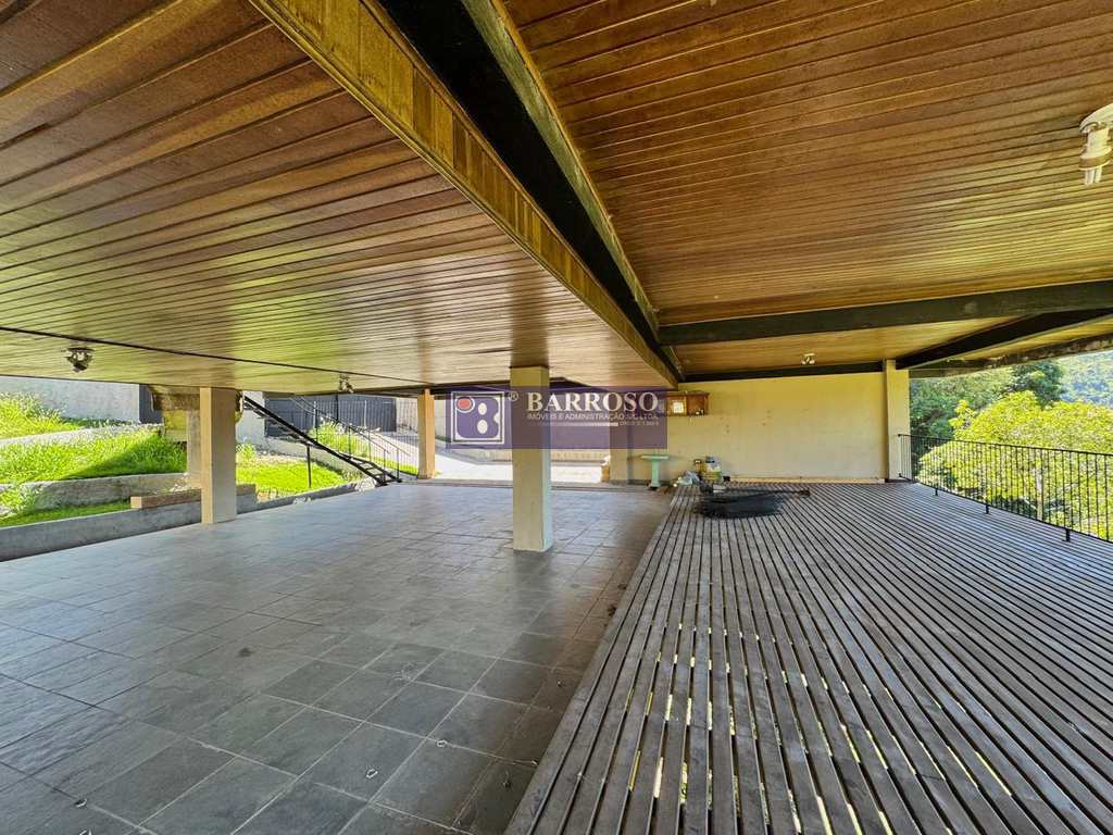 Casa em Serra Negra, no bairro das Palmeiras