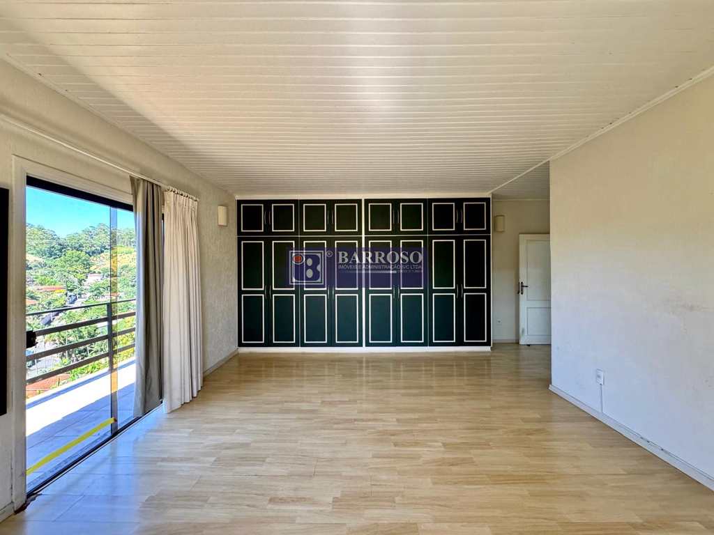 Casa em Serra Negra, no bairro das Palmeiras