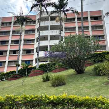 Apartamento em Serra Negra, bairro Centro