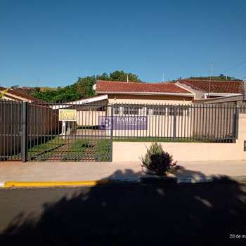 Casa em Serra Negra, bairro Alto das Palmeiras