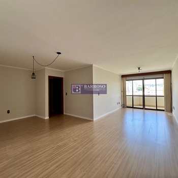 Apartamento em Serra Negra, bairro Centro