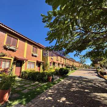 Casa em Serra Negra, bairro Jardim Placidolândia