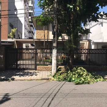 Sobrado em Santos, bairro Gonzaga