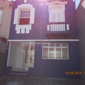 Casa em Santos, bairro Encruzilhada