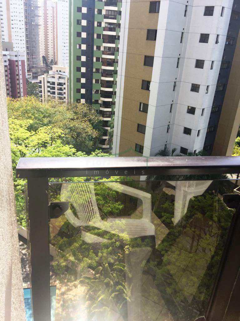 Apartamento em São Paulo, no bairro Panamby