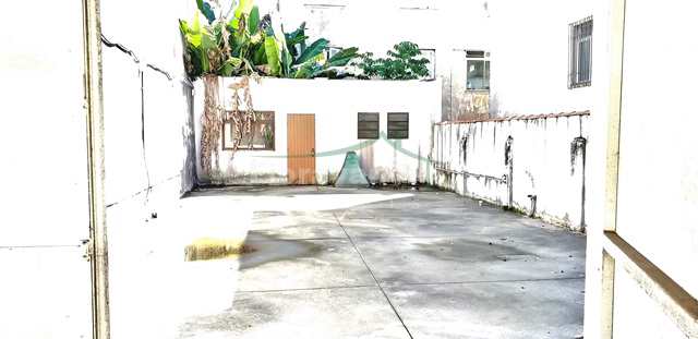 Casa Comercial em Santos, no bairro Vila Mathias