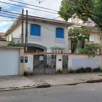 Casa Comercial em Santos, bairro Gonzaga