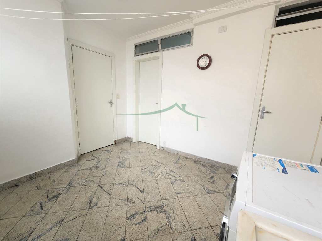 Apartamento em Santos, no bairro Boqueirão
