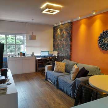 Apartamento em Santos, bairro Gonzaga