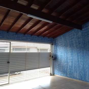 Casa em Tatuí, bairro Jardins Tatuí