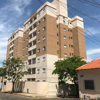 Apartamento em Tatuí, bairro Centro