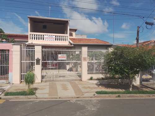 Casa, código 488 em Tatuí, bairro Parque Santa Maria