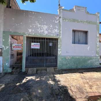 Casa em Tatuí, bairro Centro