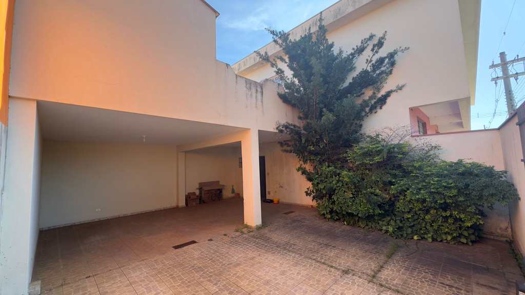 Casa em Tatuí, no bairro Jardim Nossa Senhora de Fátima