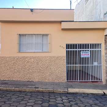 Casa em Tatuí, bairro Centro