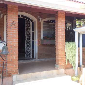 Casa em Atibaia, bairro Jardim dos Pinheiros