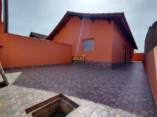 Casa, código 70508765 em Mongaguá, bairro Jardim Leonor