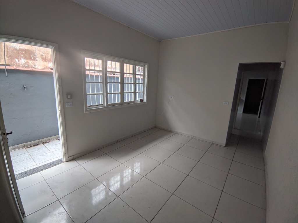 Casa em Mongaguá, no bairro Jardim Praia Grande