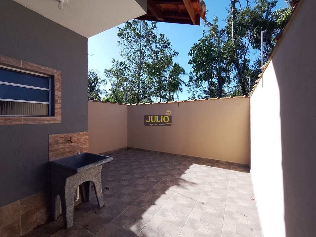 Casa em Itanhaém, no bairro Jardim Itapel