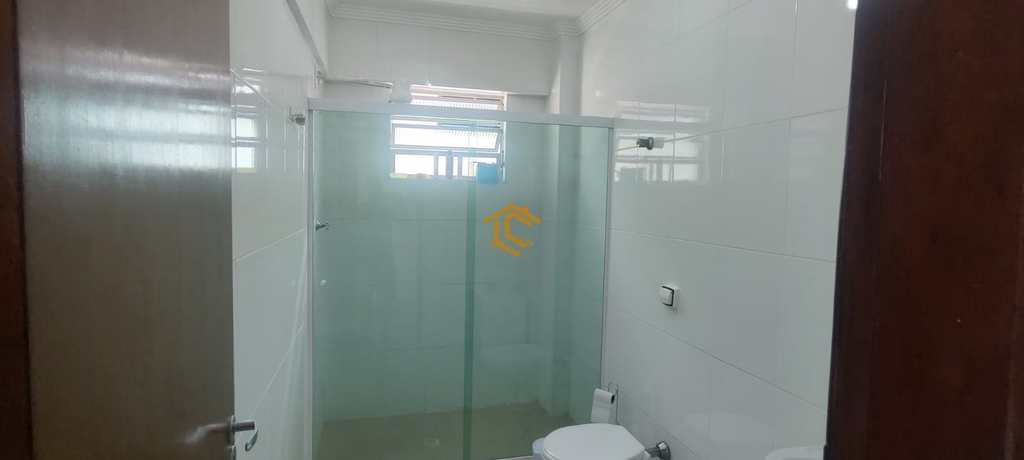 Apartamento em Praia Grande, no bairro Caiçara