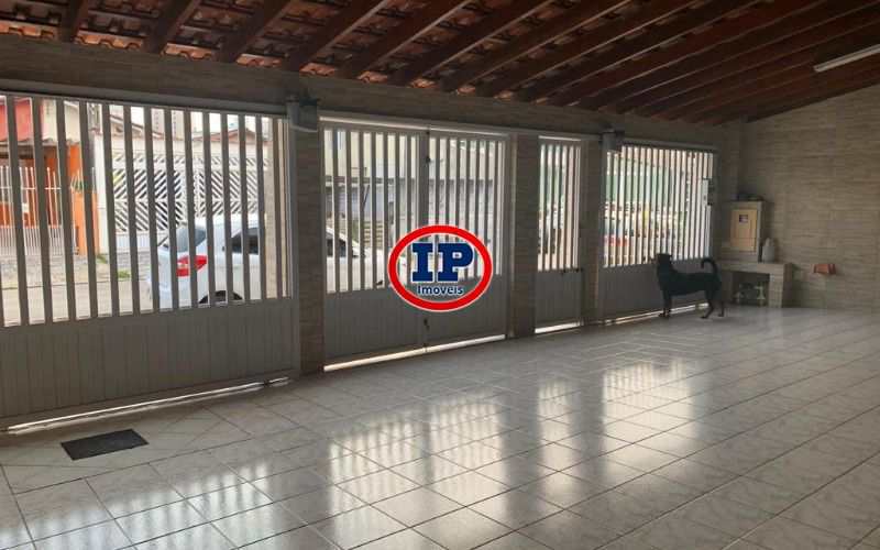 Sobrado em Praia Grande, no bairro Caiçara