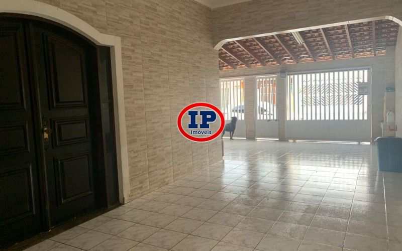 Sobrado em Praia Grande, no bairro Caiçara