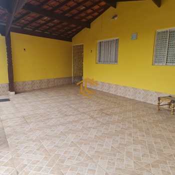 Casa em Praia Grande, bairro Solemar