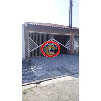 Casa em Praia Grande, bairro Ocian