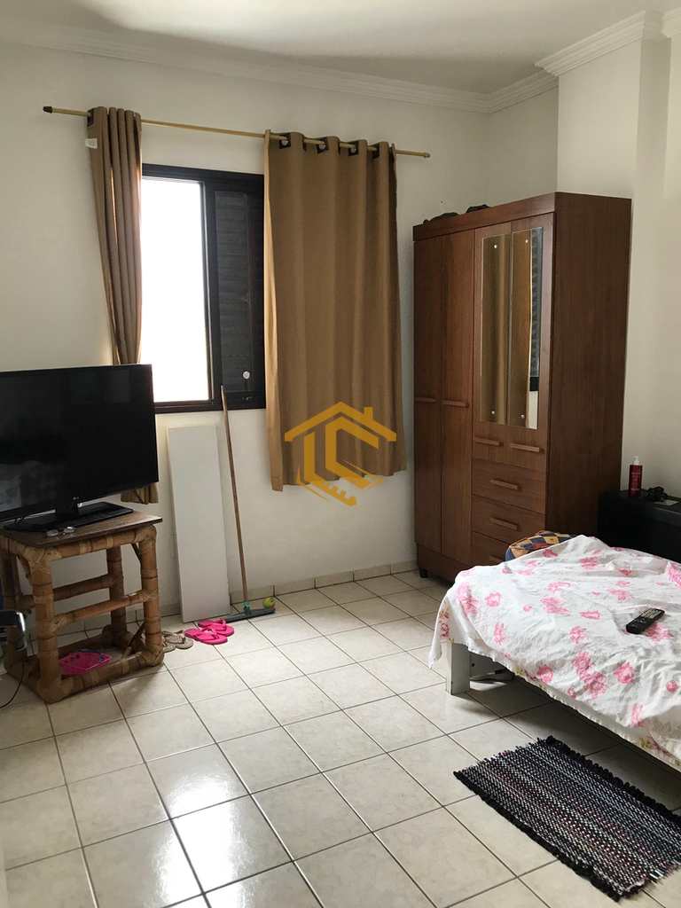 Apartamento em Praia Grande, no bairro Caiçara