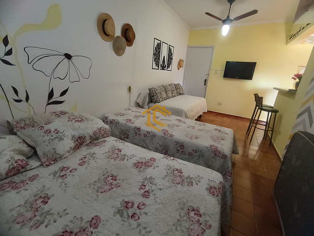 Kitnet em Praia Grande, no bairro Caiçara
