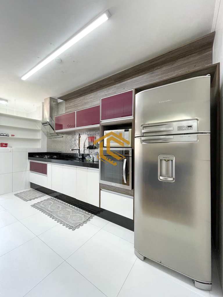 Apartamento em Praia Grande, no bairro Caiçara