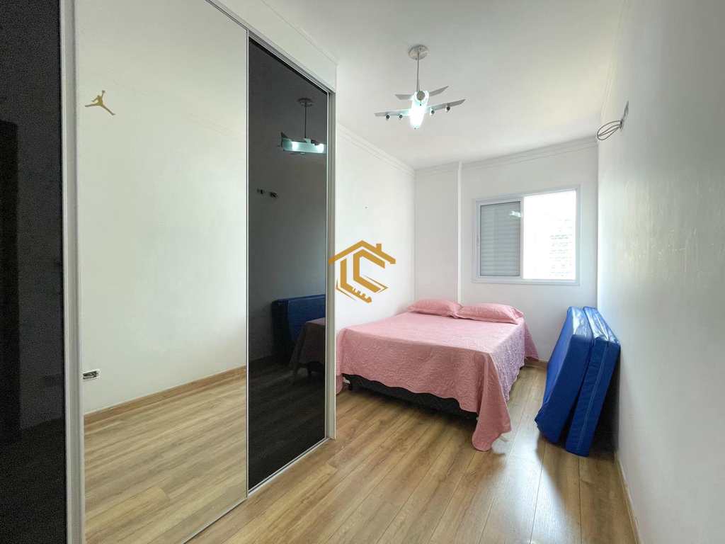 Apartamento em Praia Grande, no bairro Caiçara