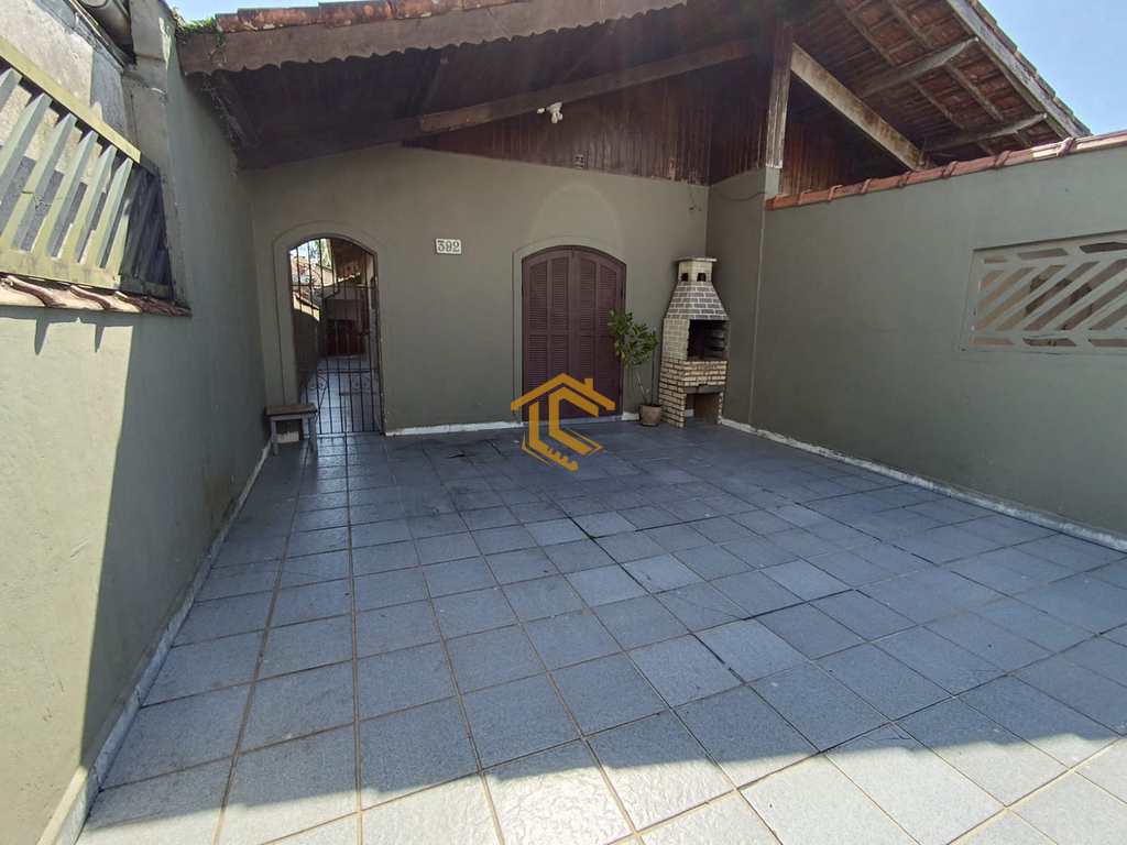 Casa em Praia Grande, no bairro Caiçara