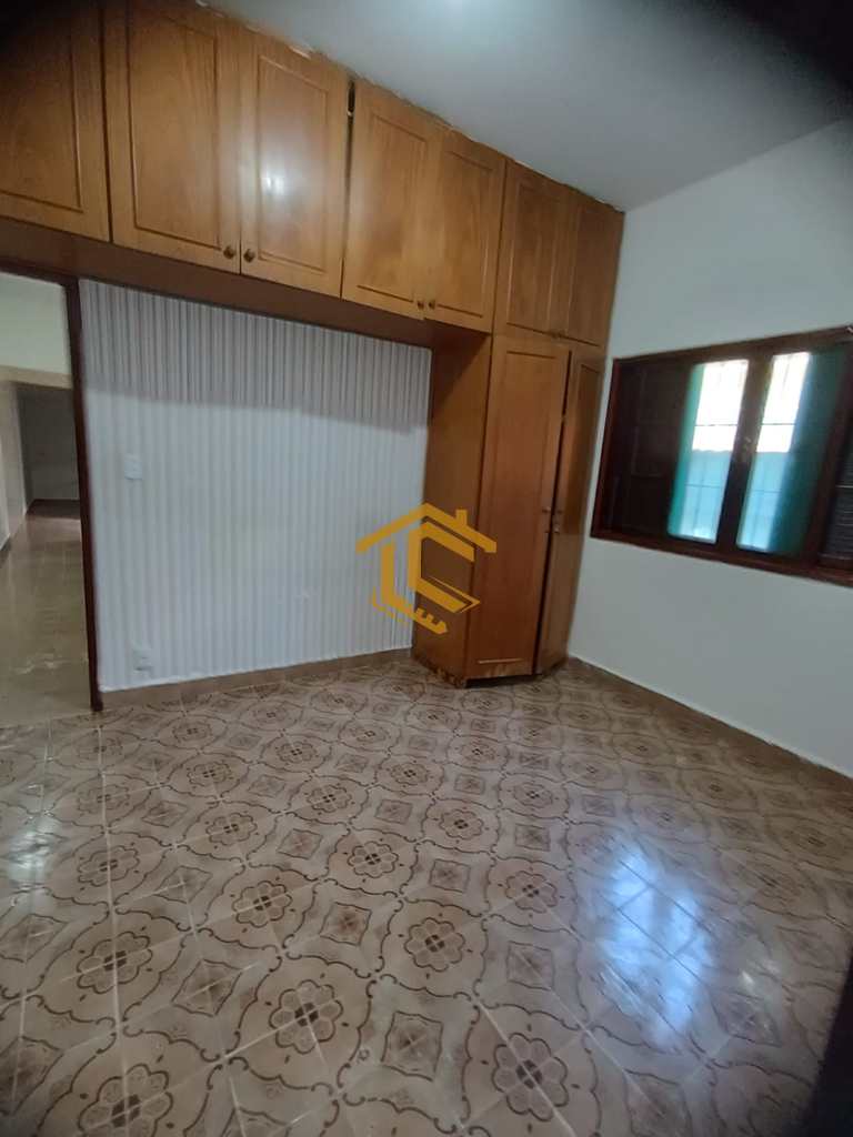 Casa em Praia Grande, no bairro Caiçara