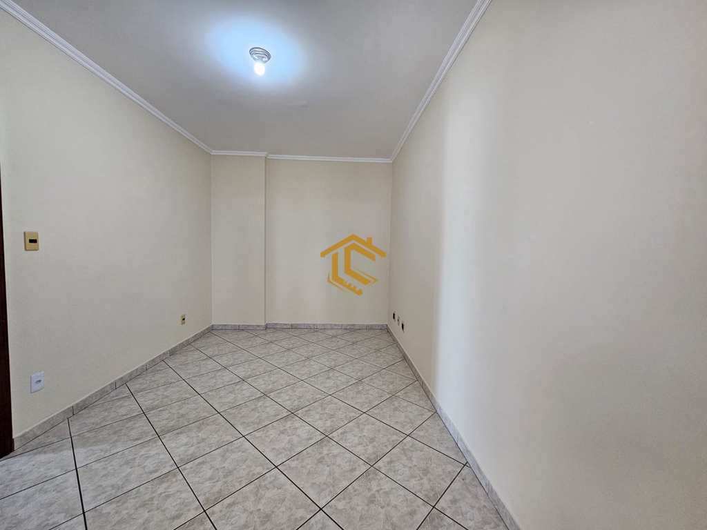 Apartamento em Praia Grande, no bairro Caiçara