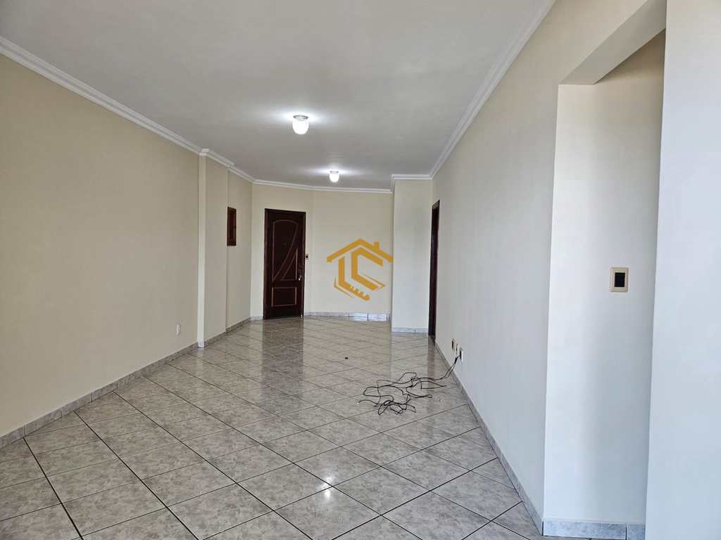 Apartamento em Praia Grande, no bairro Caiçara