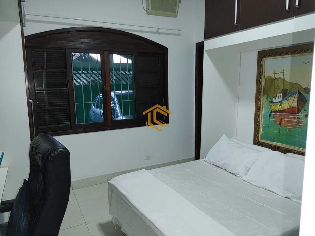 Casa em Praia Grande, no bairro Maracanã