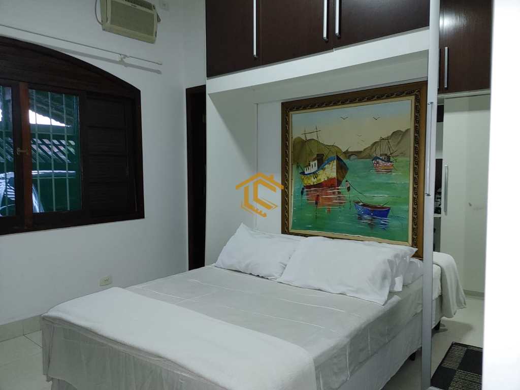 Casa em Praia Grande, no bairro Maracanã