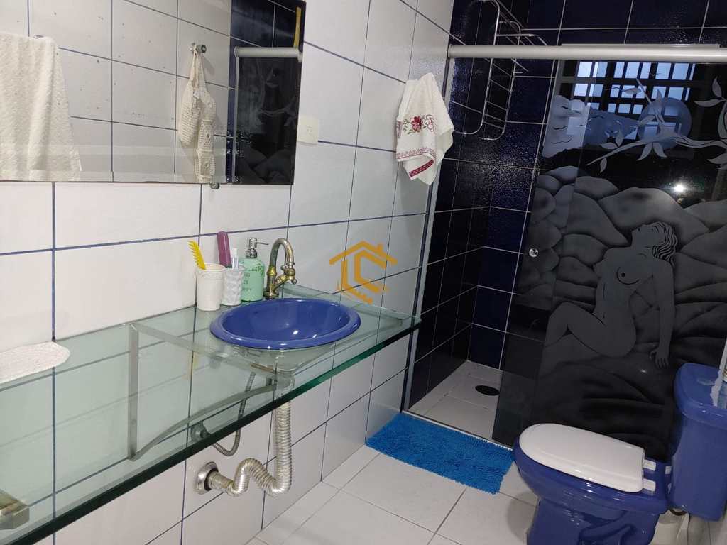 Casa em Praia Grande, no bairro Maracanã