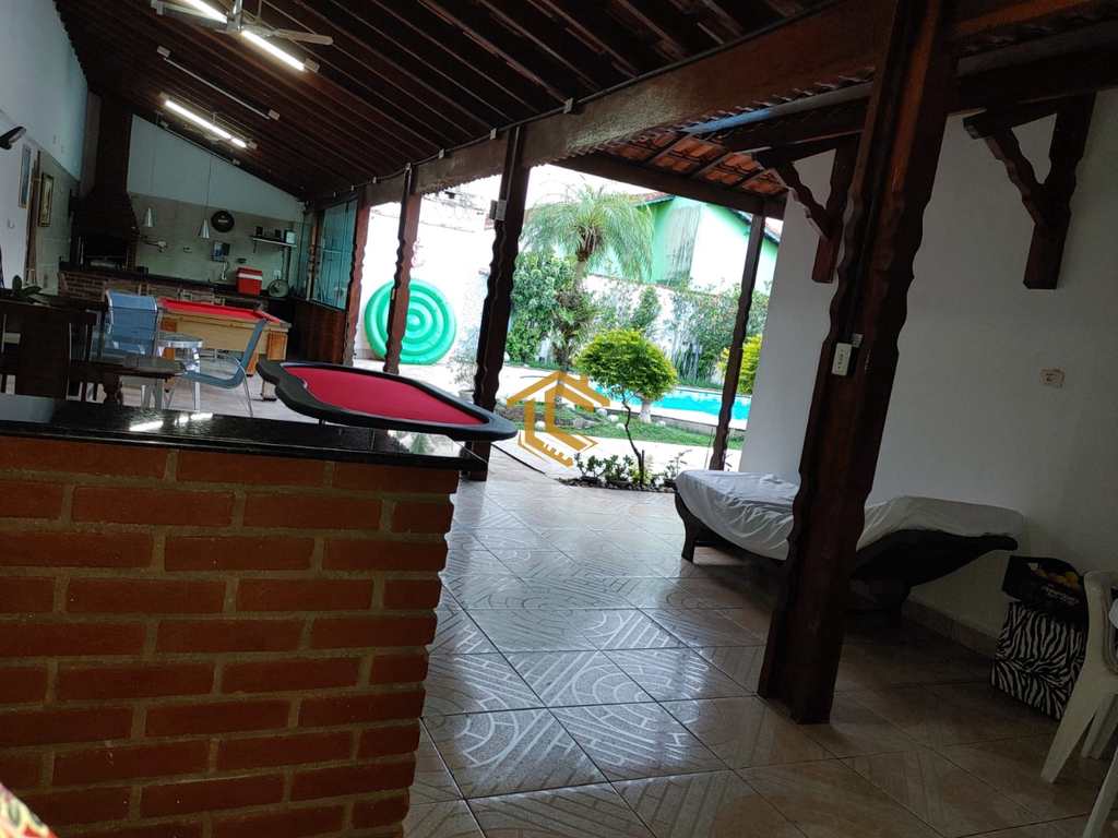Casa em Praia Grande, no bairro Maracanã