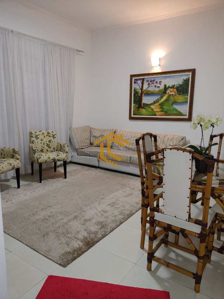 Casa em Praia Grande, no bairro Maracanã